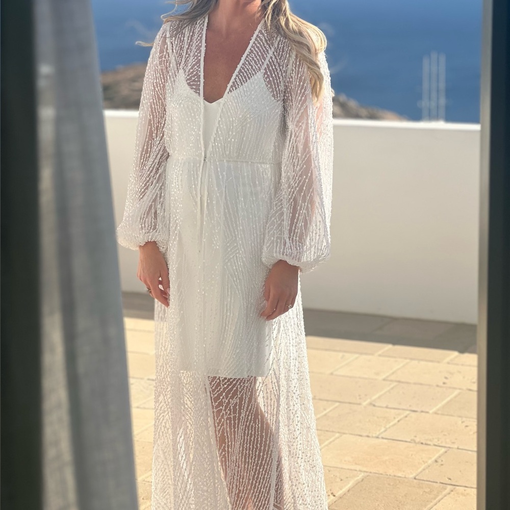 Le Rose Stories Beaded Bridal Robe